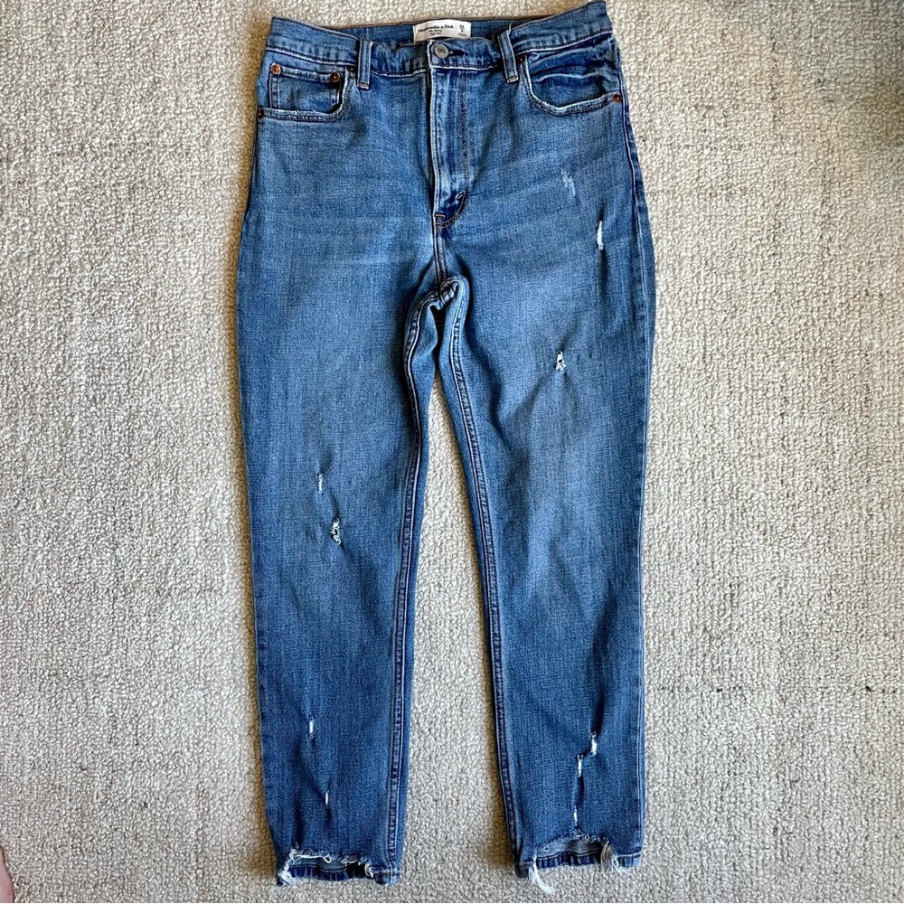 Abercrombie & Fitch High Rise Skinny Jeans, size 28 short